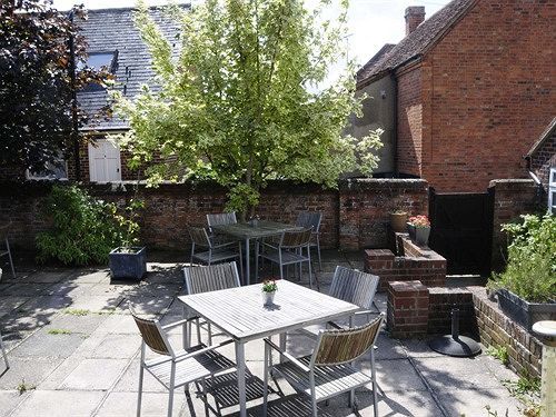 The Partridge Inn Wine Bar & Restaurant Wallingford Dış mekan fotoğraf
